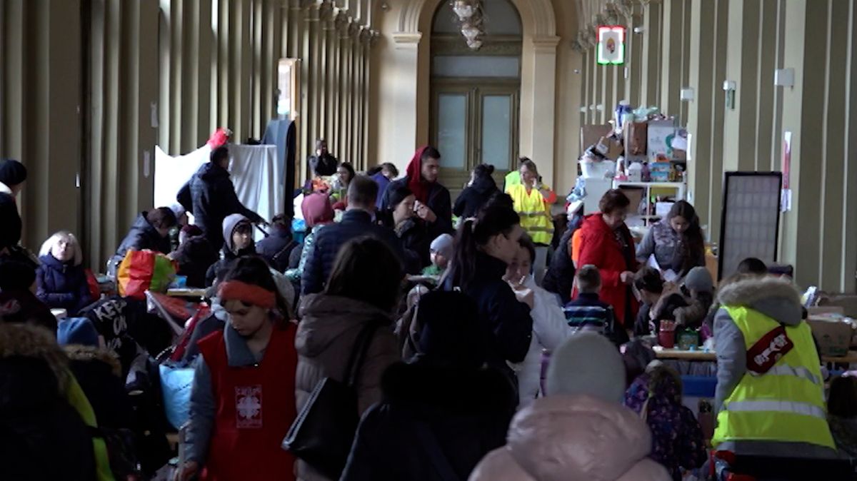 Na hranici Maďarska a Ukrajiny se uprchlická situace zklidňuje